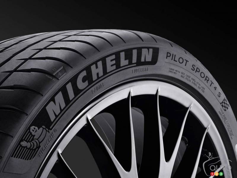 Pneus Michelin Pilot Sport 4